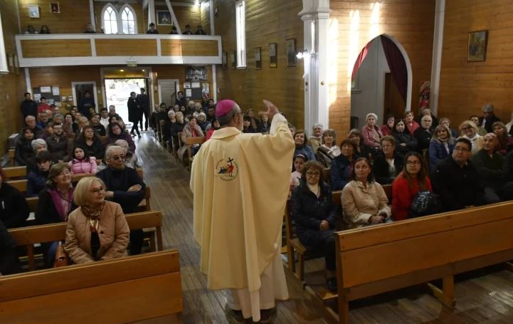 La catedral de Río Gallegos celebró su 125° aniversario con una misa especial