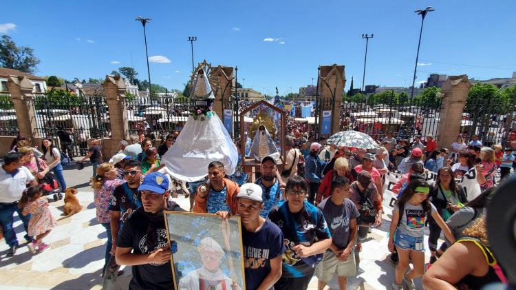 La diócesis de Merlo-Moreno peregrinó a Luján para dar gracias por sus 25 años