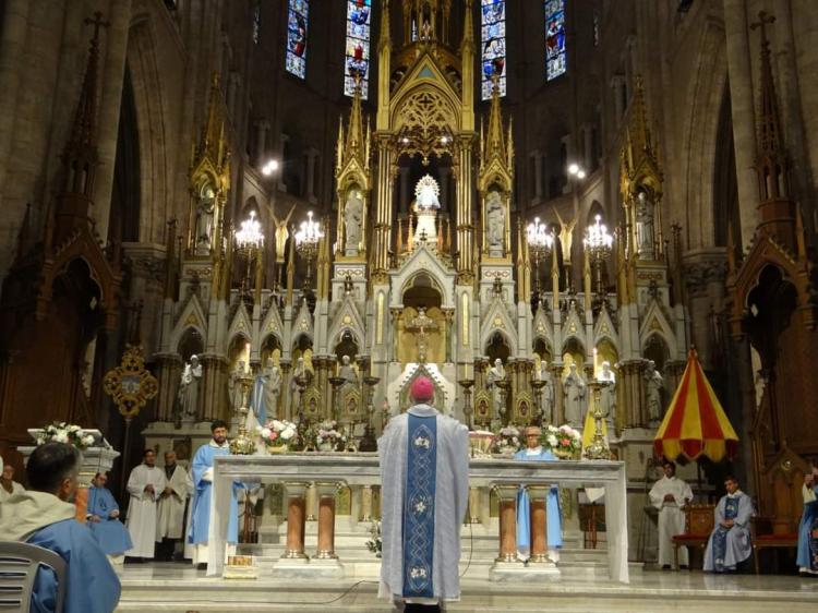 La diócesis de Nueve de Julio llevó sus oraciones e intenciones a la Virgen de Luján