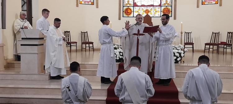 El obispo de Posadas ordenó tres nuevos sacerdotes