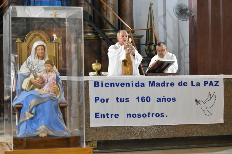 La imagen peregrina de la Virgen de la Paz visita las vicarias de la diócesis