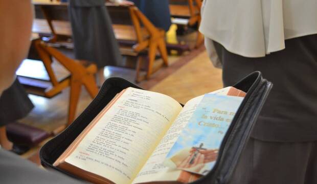 La Liturgia de las Horas, un verdadero "kairós" para la renovación de la oración