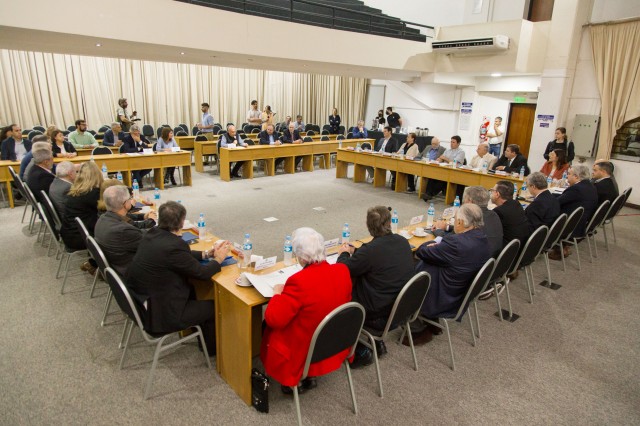 La Mesa del Diálogo Santafesino se reunió con autoridades locales y provinciales