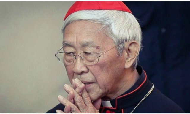 La Santa Sede sigue con preocupación la noticia del arresto del cardenal chino J. Zen