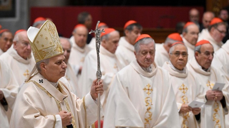 León XIV a los cardenales: 'No son un grupo de expertos, sino una comunidad de fe'