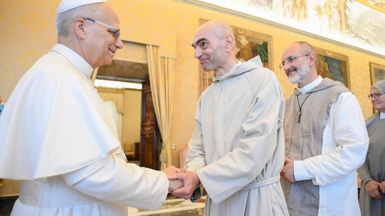 León XIV: 'El mundo necesita silencio para volver a escuchar a Dios' León XIV: 'El mundo necesita silencio para volver a escuchar a Dios'