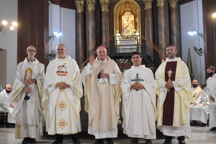 Lomas de Zamora tiene tres nuevos sacerdotes