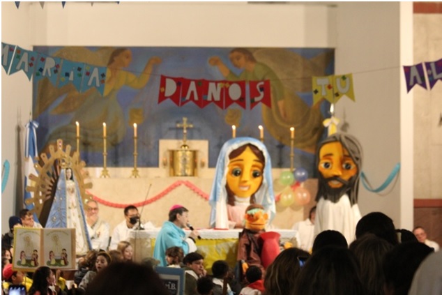 Los niños de Buenos Aires peregrinaron pidiendo la alegría de María