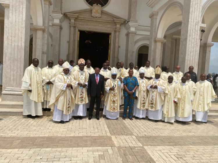 Los obispos de África Central buscan soluciones a la emigración juvenil