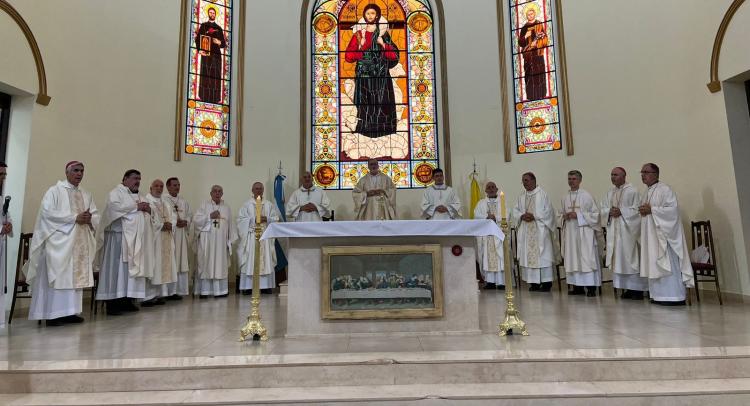 Los obispos del NEA rezan por una pronta visita de Francisco