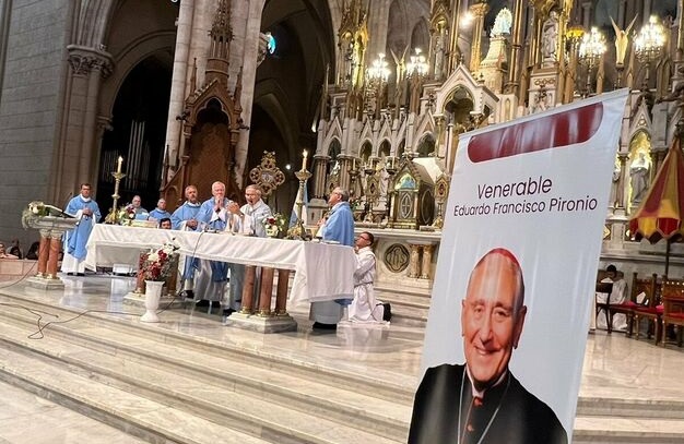 Los obispos peregrinan a Luján para agradecer la futura beatificación de Pironio