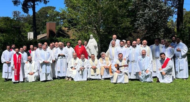 Mar del Plata: el clero diocesano concluyó sus ejercicios espirituales anuales Mar del Plata: el clero diocesano concluyó sus ejercicios espirituales anuales