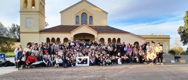 Gualeguaychú: Más de 200 niños participaron del Primer Encuentro Diocesano de Scouts Gualeguaychú: Más de 200 niños participaron del Primer Encuentro Diocesano de Scouts