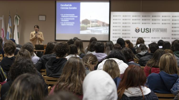 Más de 3.000 jóvenes sanisidrenses en la 29ª Jornada de Orientación Vocacional