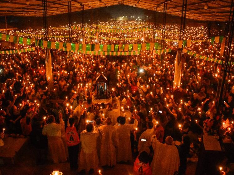 Más de 400 mil peregrinos participaron en la festividad de la Virgen de Huachana Más de 400 mil peregrinos participaron en la festividad de la Virgen de Huachana