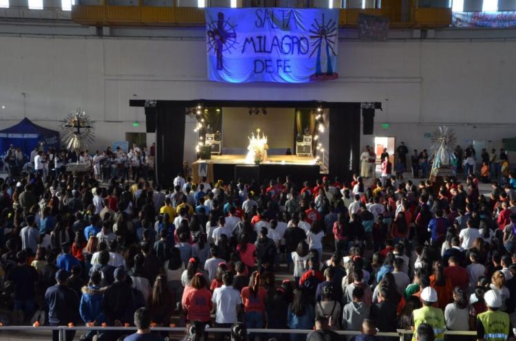 Milagro Juvenil 2025: una jornada de fe y encuentro en Salta Milagro Juvenil 2025: una jornada de fe y encuentro en Salta