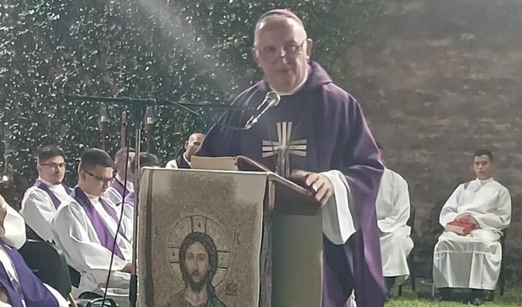 Mons. Baisi reflexionó sobre la humildad y el camino del Señor