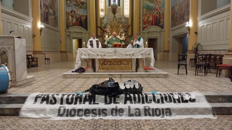 Mons. Braida pide apostar a redes solidarias para prevenir la adicción a las drogas
