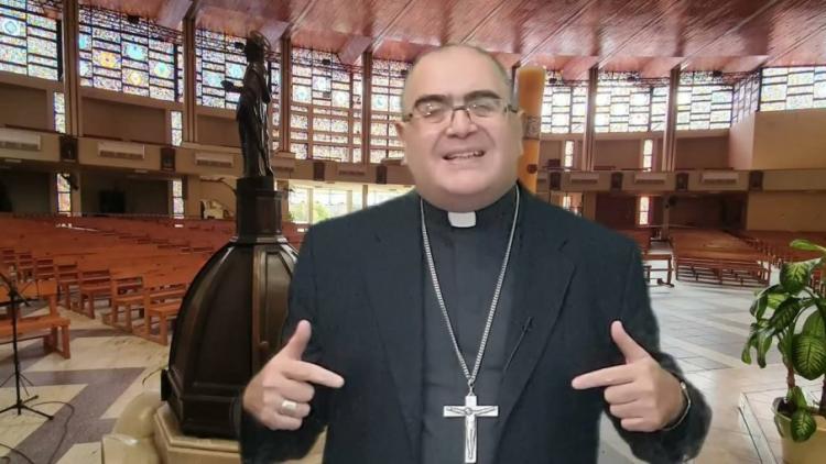 Mons. Buenanueva: 'Vivir es arriesgar'