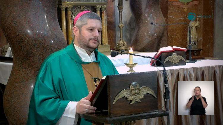 Mons. Cannavó invitó a señalar a Cristo con una vida guiada por el Espíritu