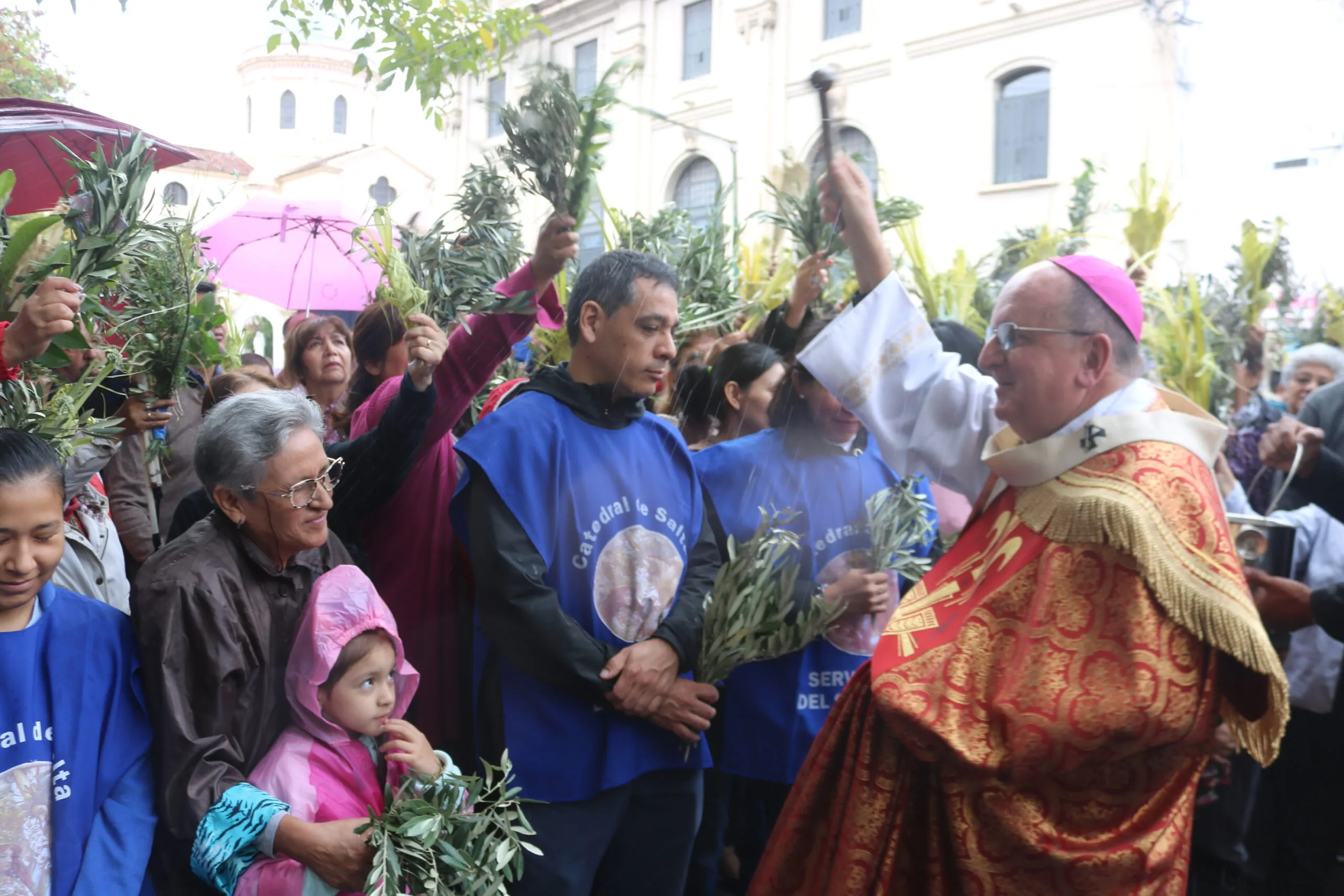 Mons. Cargnello: 'Vivir la Semana Santa de cara a Jesús, de amigo a amigo'