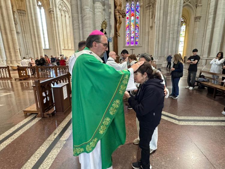 Mons. Carrara agradeció a quienes acompañan a las personas enfermas Mons. Carrara agradeció a quienes acompañan a las personas enfermas