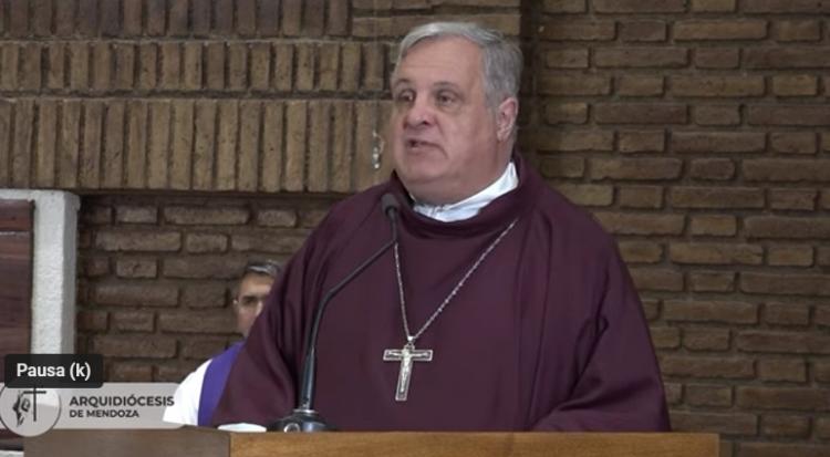 Mons. Colombo: 'Dejémonos llamar por Dios a una vida nueva' Mons. Colombo: 'Dejémonos llamar por Dios a una vida nueva'