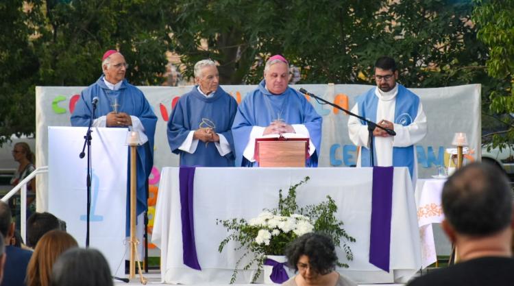 Mons. Colombo: 'Pasemos del sí de María al sí de la Iglesia fraternal y solidaria'