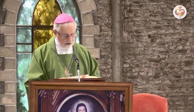 Mons. Croxatto: 'Mirar si mi vida y mi entrega hoy cautivan el Corazón de Jesús'