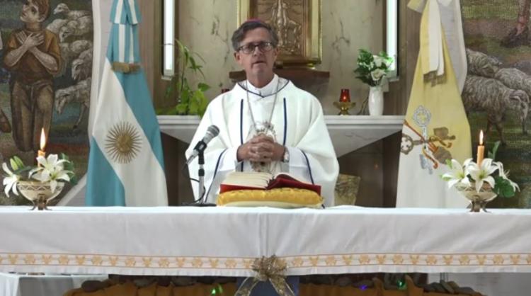 Mons. García Cuerva invitó a compartirle a la Virgen lo que nos pasa