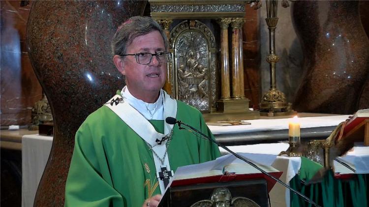 Mons. García Cuerva: 'El núcleo de la fe está en el amor a Dios y al prójimo'