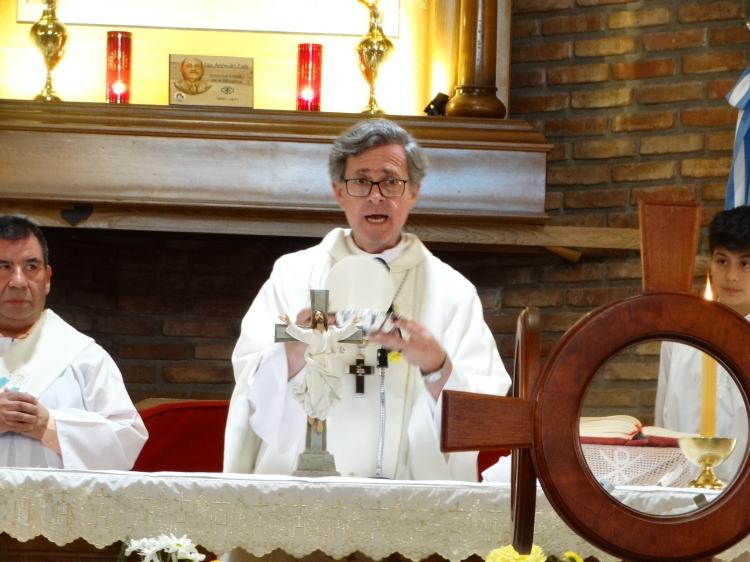 Mons. García Cuerva en Corpus: 'Tenemos hambre de Ti, Señor'