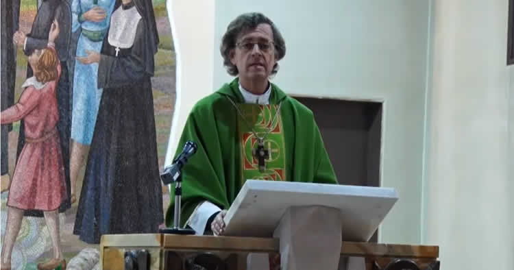 Mons. García Cuerva encomendó a San Juan Bosco las intenciones de la diócesis