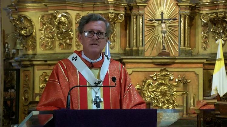 Mons. García Cuerva invita a solidarizarse con 'los crucificados de hoy'