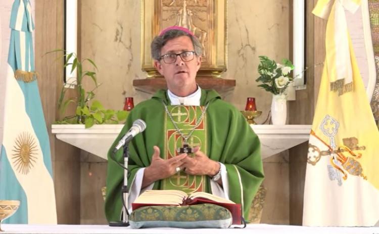 Mons. García Cuerva: "Escuchar a Jesús, no vivir enredados, hablar en fácil"