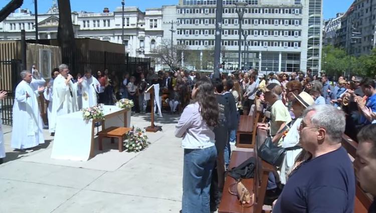 Estudiantes universitarios celebraron la fiesta grande de San Lucas Estudiantes universitarios celebraron la fiesta grande de San Lucas