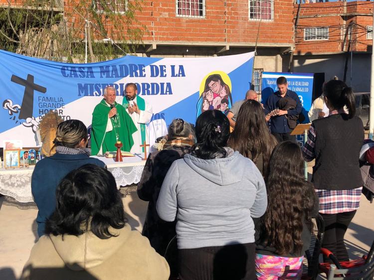 Mons. García en la misa de las 3T: "La mayor riqueza es dar y compartir con los otros"