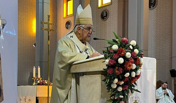 Mons. Lozano recordó: 'Una casa es la cuna de la Patria'