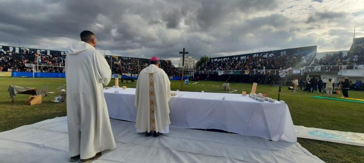 Mons. Margni invitó a los niños a 'confiar en la Virgen'