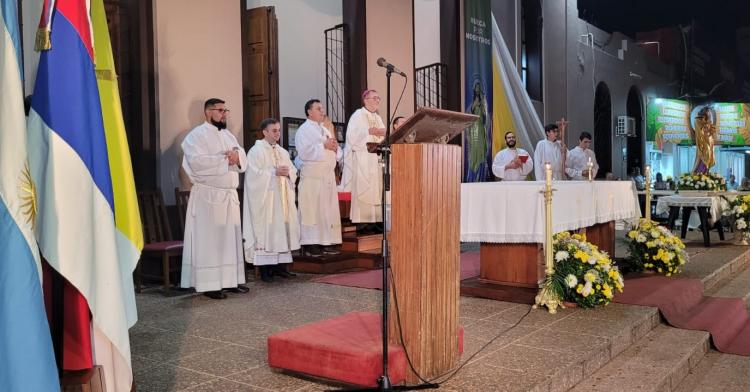 Mons. Martínez animó a cultivar una fe fundamentada en la humildad y el silencio Mons. Martínez animó a cultivar una fe fundamentada en la humildad y el silencio