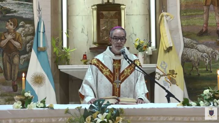 Mons. Medina: 'El Señor nos invita a confiar y a dejarnos sorprender por Él' Mons. Medina: 'El Señor nos invita a confiar y a dejarnos sorprender por Él'