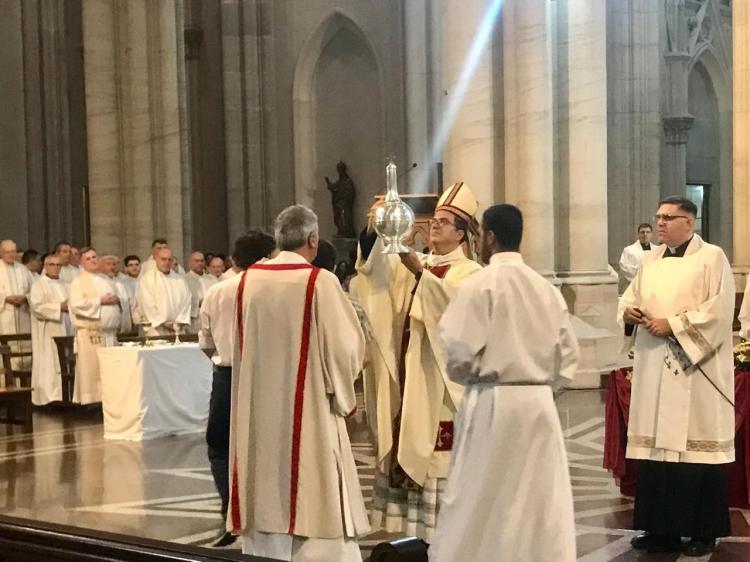 Mons. Mestre pidió a los sacerdotes 'seguir siendo profundamente eucarísticos'