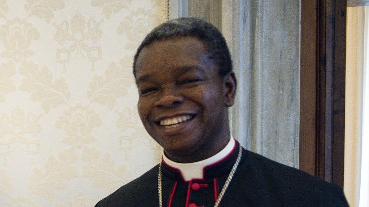 Mons. Nwachukwu nuevo secretario del Dicasterio para la Evangelización