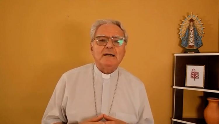 Mons. Ojea: 'El bautismo nos da un compromiso de solidaridad y fraternidad'