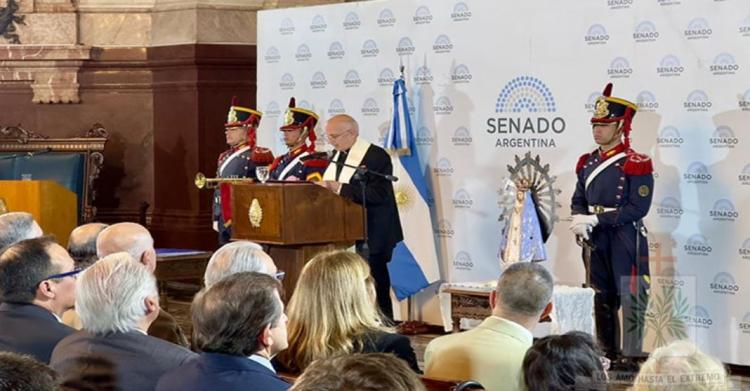 Invocación religiosa en el Congreso en homenaje a los 'Valientes de Malvinas'