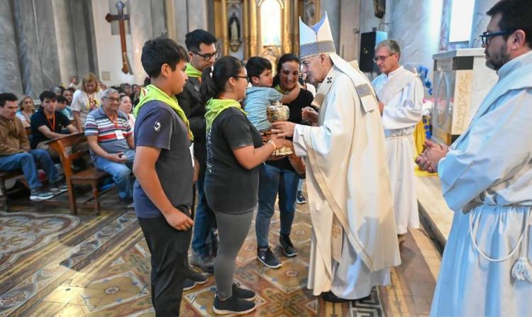 'La misión es la sobreabundancia de una pasión: el amor a Jesús', dijo Mons. Puiggari