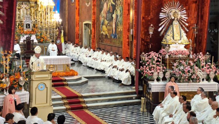 Mons. Quintana: 'María, ayúdanos a no sucumbir ante las incertidumbres del futuro' Mons. Quintana: 'María, ayúdanos a no sucumbir ante las incertidumbres del futuro'
