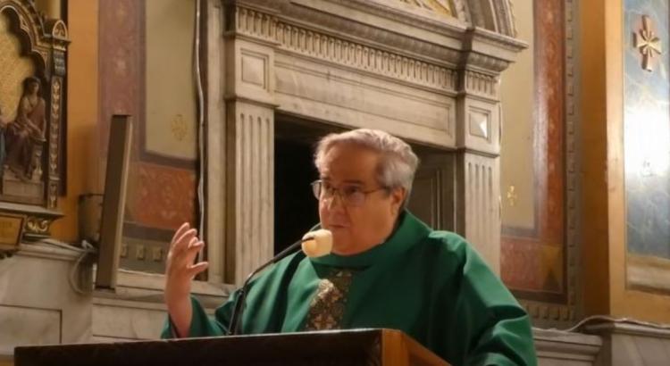 Mons. Rossi: "Estar destinados a la vida eterna significa estar muy vivos en el presente"