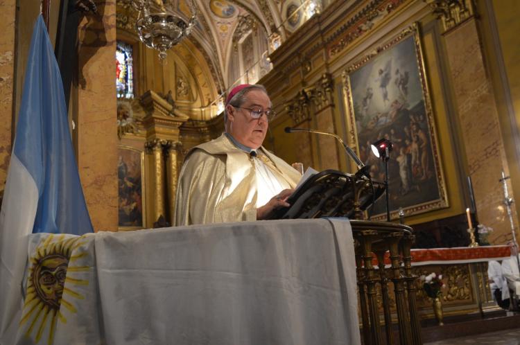 Mons. Rossi: 'Hagámonos cargo de la realidad que nos corresponde sin miedo'