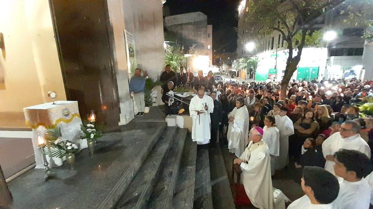 Mons. Stanovnik: "Jesús, pan de vida que nos reúne como a hermanos suyos'